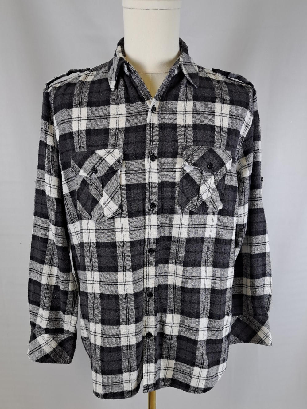 VTG Eddie Domani Men's Large Black & White Plaid Flannel Button Down Shirt Y2K